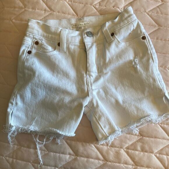White frayed denim shorts - Picture 1 of 6